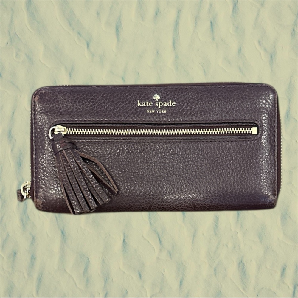 Kate Spade New York Wallet Chester Street Neda Pebbled Zip Leather Purple Clutch